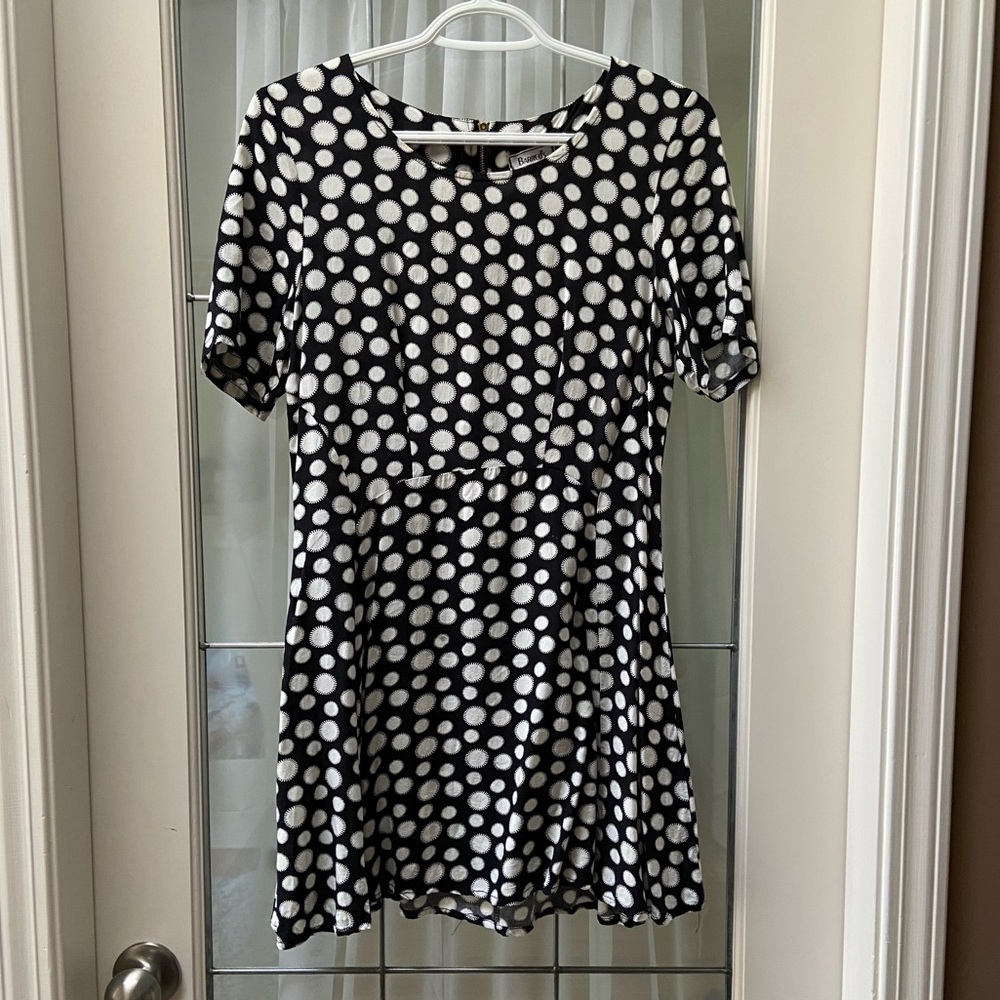 Black and white Barreds dress, size medium.